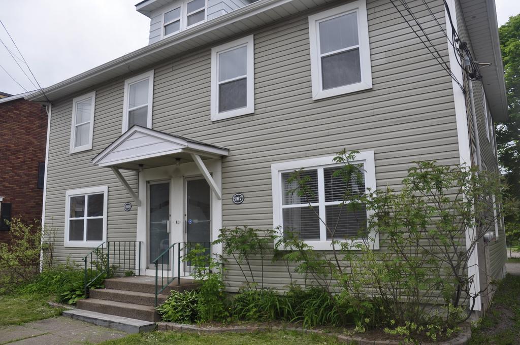 Moncton Suites - Apartments Across Georges Dumont 외부 사진