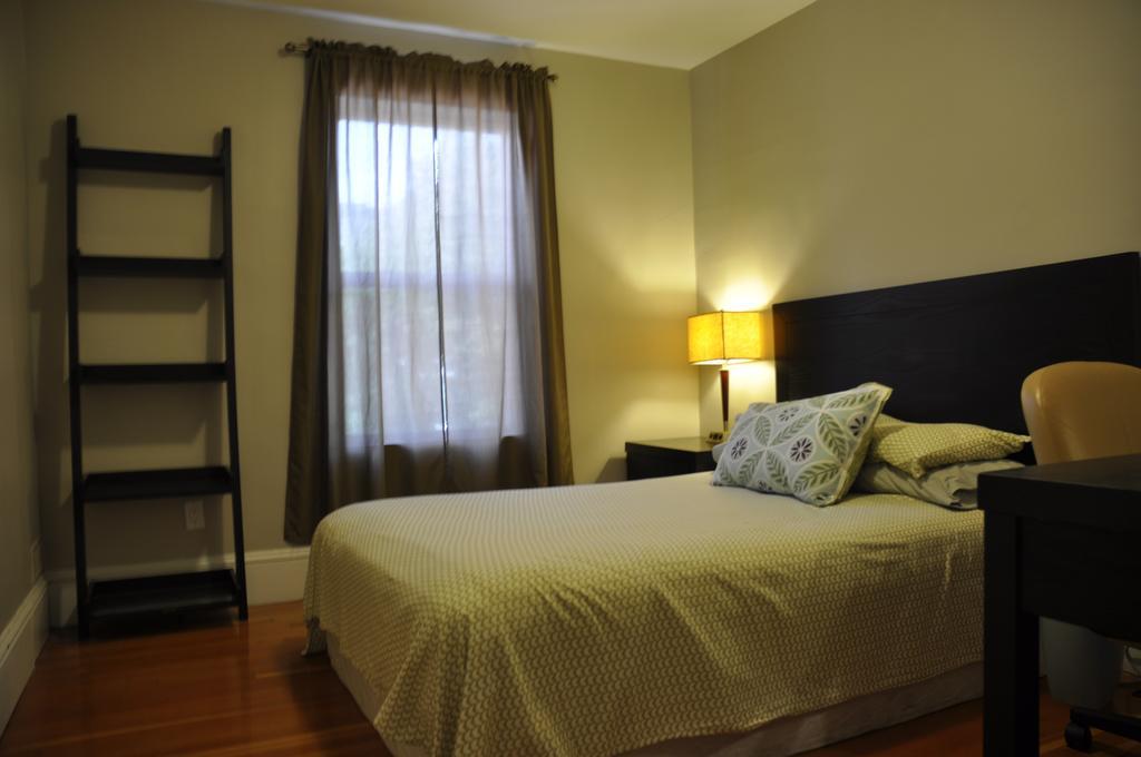 Moncton Suites - Apartments Across Georges Dumont 외부 사진