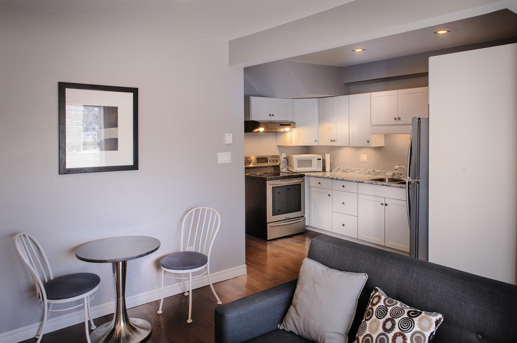 Moncton Suites - Apartments Across Georges Dumont 외부 사진