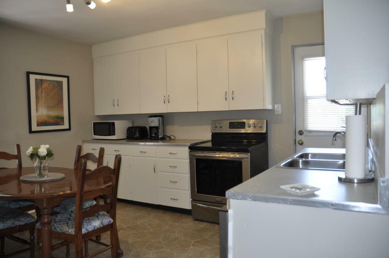 Moncton Suites - Apartments Across Georges Dumont 외부 사진